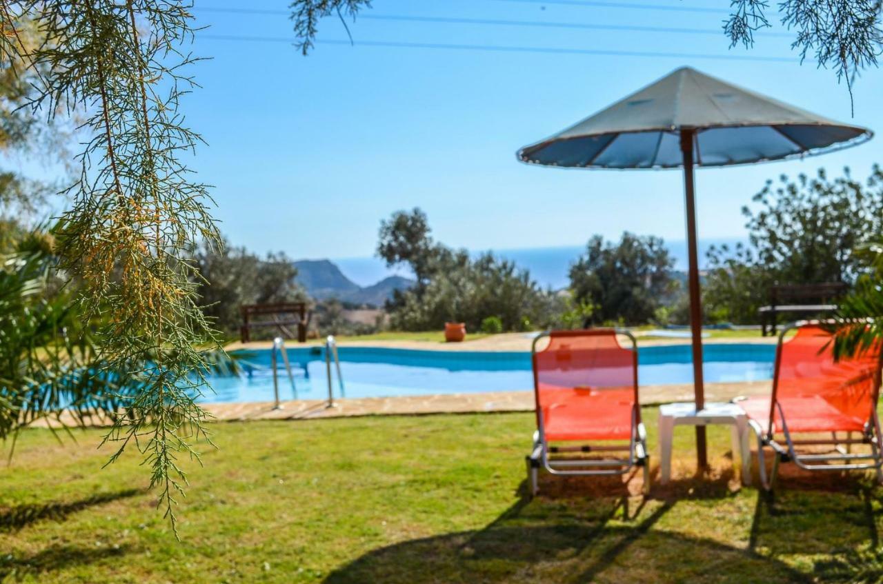 Villa Petra-Mare Triopetra Exterior foto